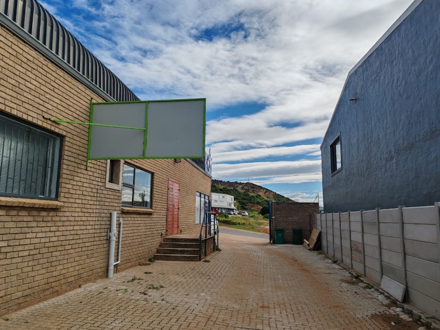 Commercial Property for Sale in Voorbaai Western Cape